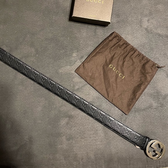 Authentic Gucci Belt with Gucci Embedded Logo - Picture 4 of 4